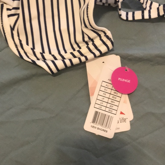 NWT Freya New Shores Plunge Bikini Top size UK 30F - Picture 2 of 3